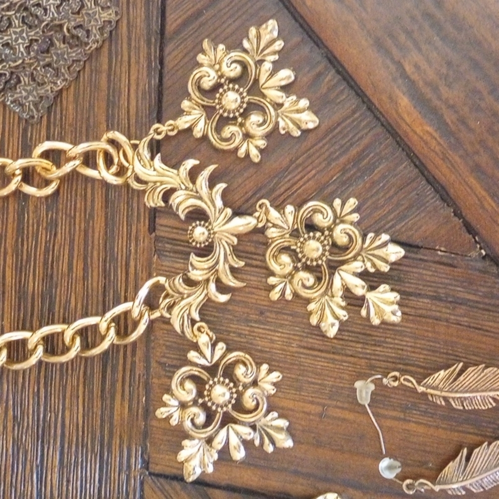 Jewelry Bundle - Picture 3 of 6